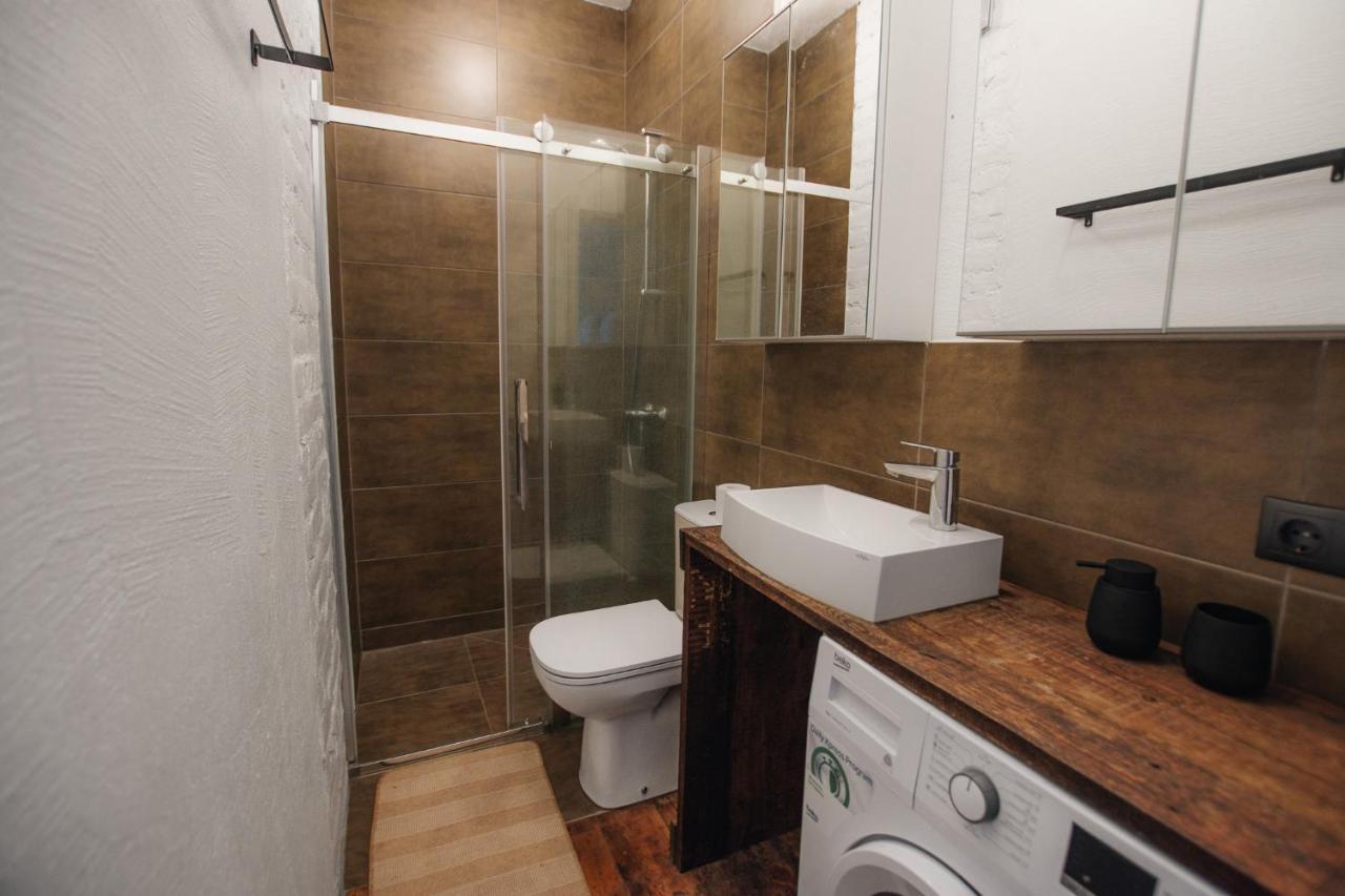 "Quiet Center" Apartment, Close To Train Station Tukums Esterno foto